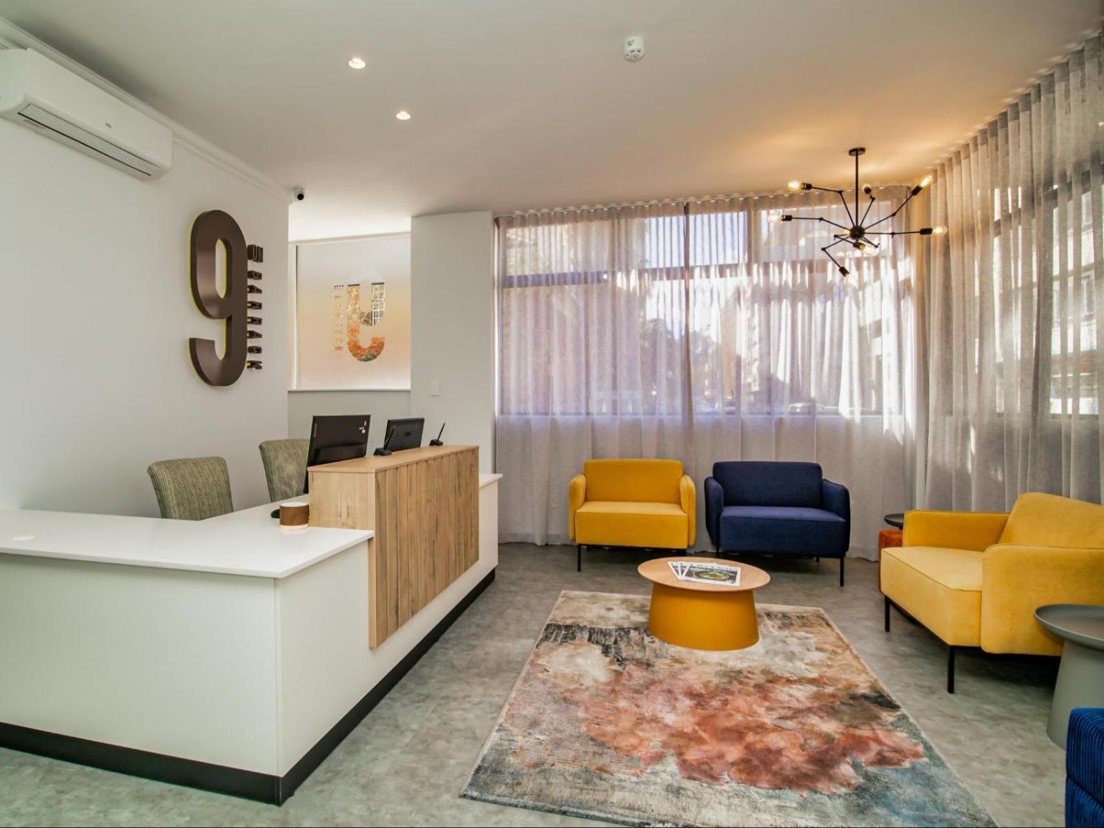 9 On Barrack Hotel 3*